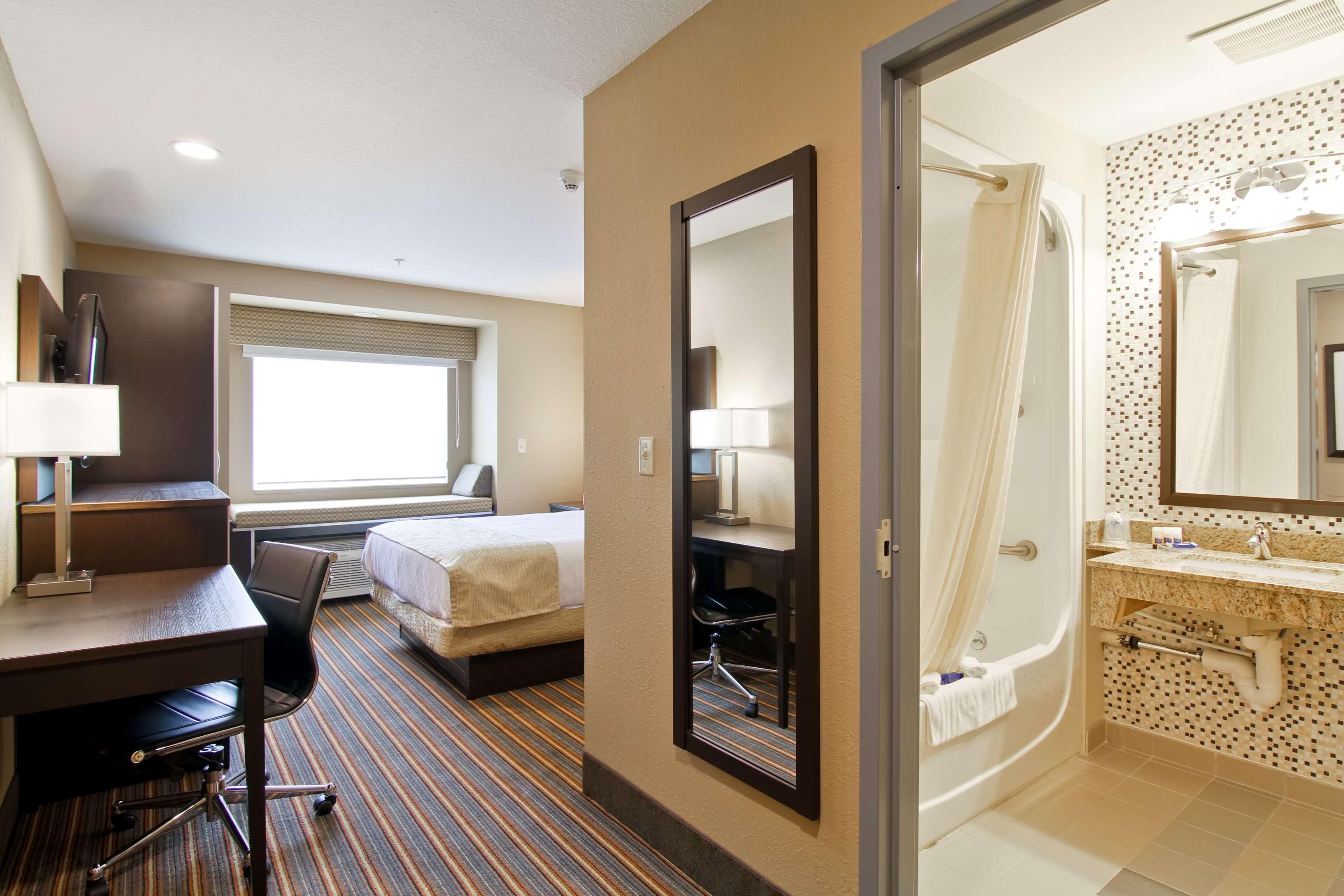 Best Western Plus Woodstock Inn & Suites Dış mekan fotoğraf
