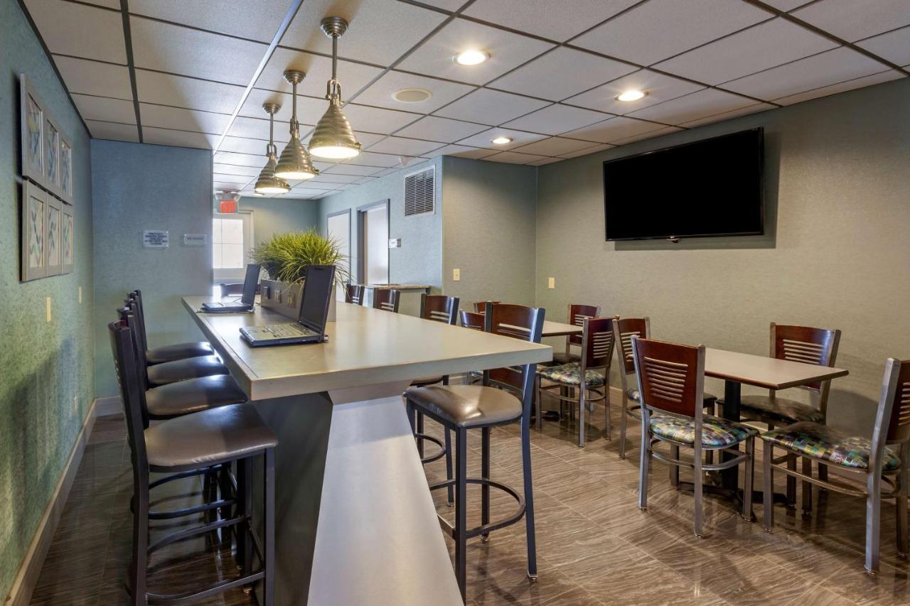 Best Western Plus Woodstock Inn & Suites Dış mekan fotoğraf