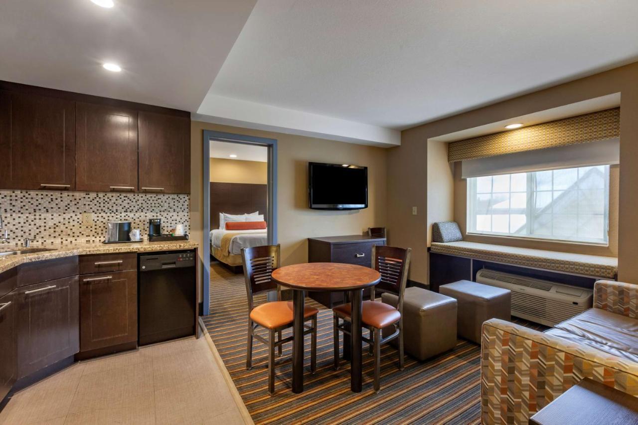 Best Western Plus Woodstock Inn & Suites Dış mekan fotoğraf