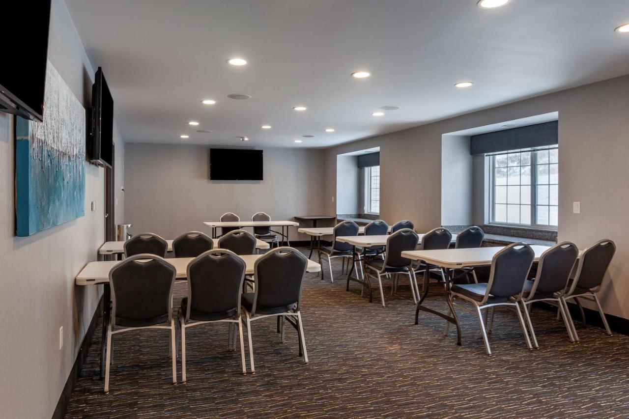 Best Western Plus Woodstock Inn & Suites Dış mekan fotoğraf