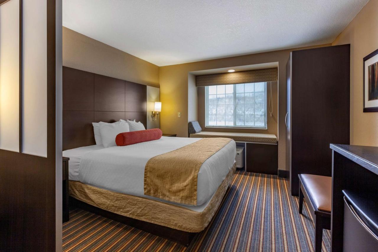 Best Western Plus Woodstock Inn & Suites Dış mekan fotoğraf