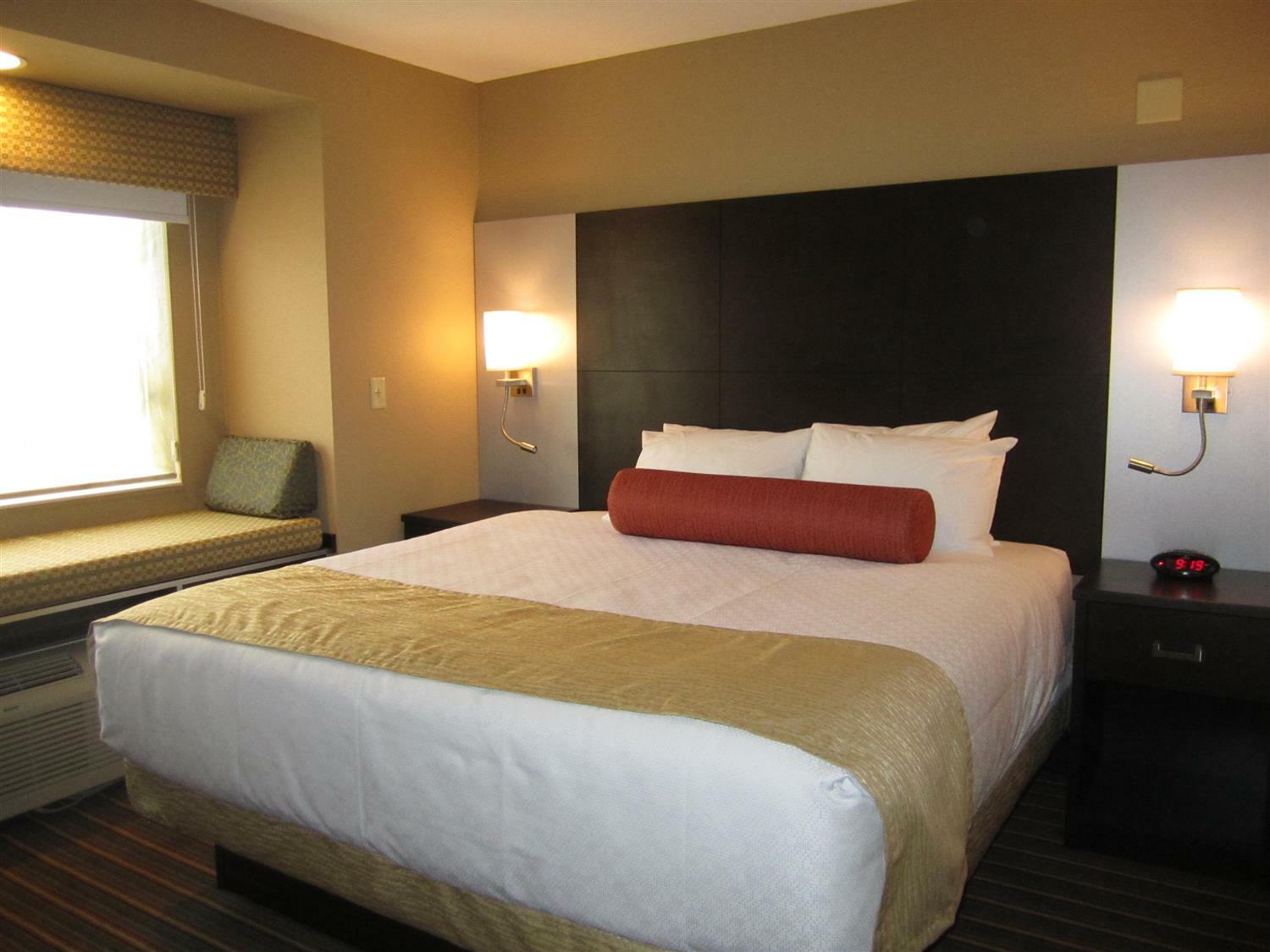 Best Western Plus Woodstock Inn & Suites Dış mekan fotoğraf